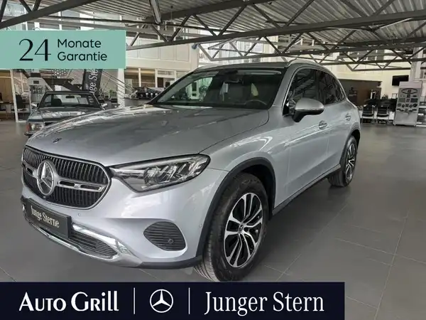 MERCEDES-BENZ GLC (2/19)
