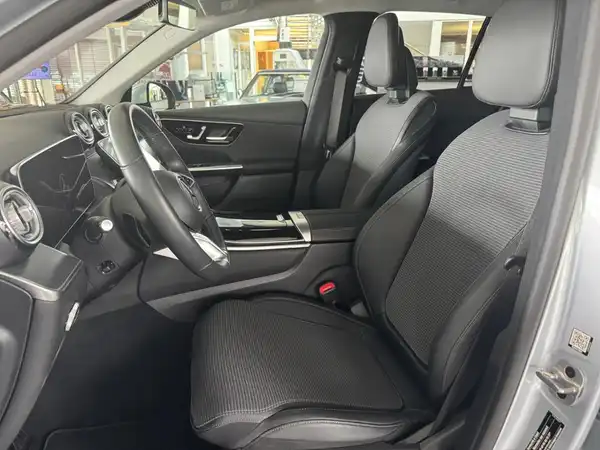 MERCEDES-BENZ GLC (8/19)