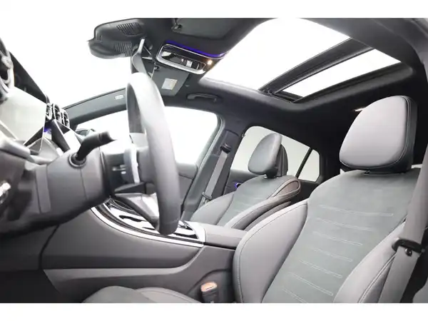 MERCEDES-BENZ GLC (25/27)
