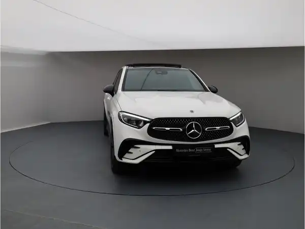 MERCEDES-BENZ GLC (9/27)