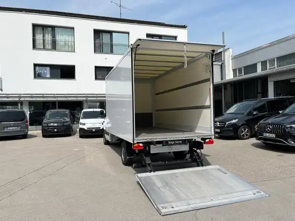 MERCEDES-BENZ SPRINTER (18/22)