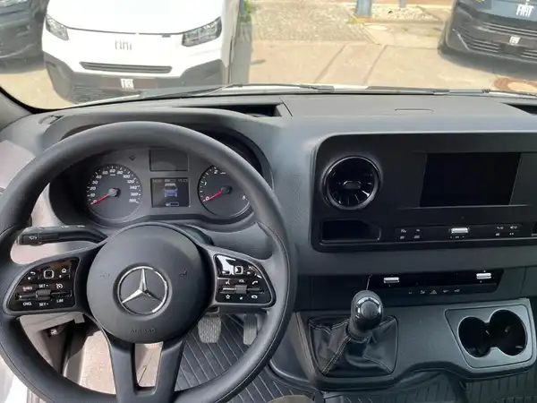 MERCEDES-BENZ SPRINTER (9/22)