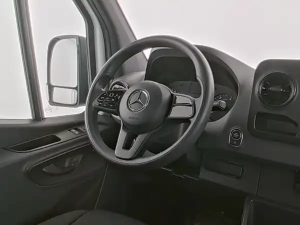 MERCEDES-BENZ SPRINTER (15/19)