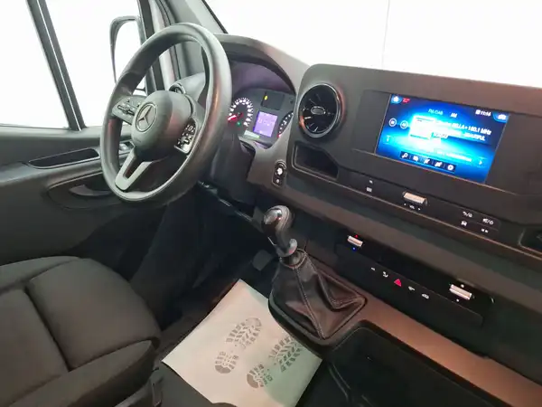 MERCEDES-BENZ SPRINTER (10/15)