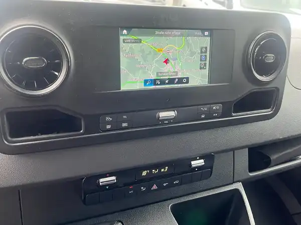 MERCEDES-BENZ SPRINTER (11/22)
