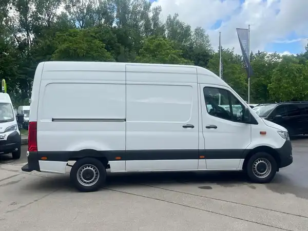 MERCEDES-BENZ SPRINTER (17/22)