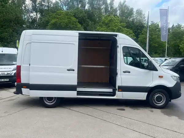 MERCEDES-BENZ SPRINTER (18/22)
