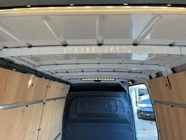 MERCEDES-BENZ SPRINTER (15/22)
