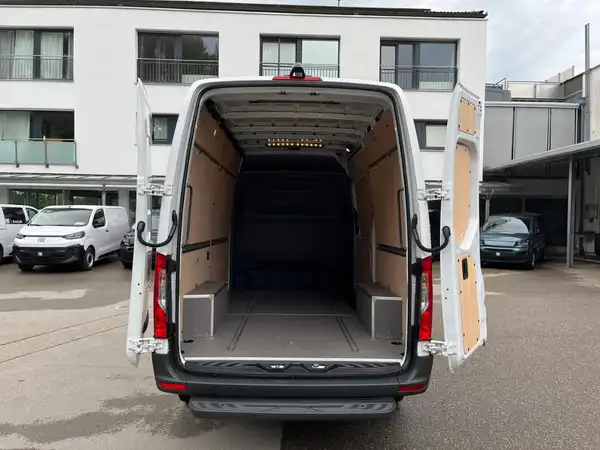 MERCEDES-BENZ SPRINTER (16/20)