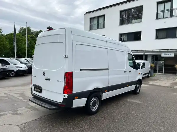 MERCEDES-BENZ SPRINTER (5/20)
