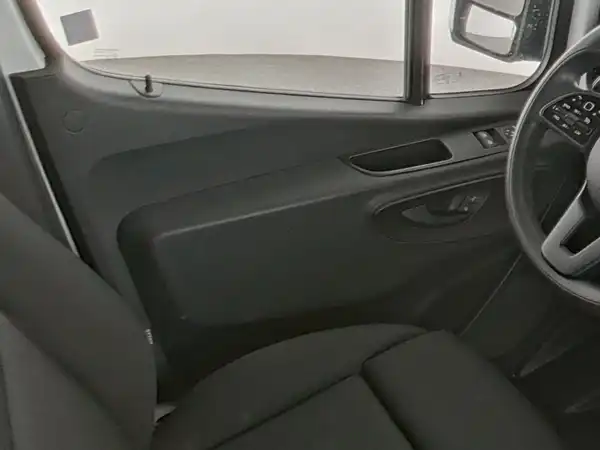 MERCEDES-BENZ SPRINTER (14/19)