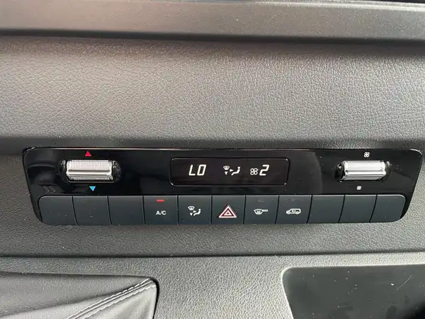 MERCEDES-BENZ SPRINTER (13/20)