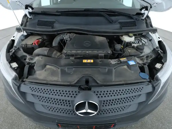 MERCEDES-BENZ V-KLASSE (24/30)