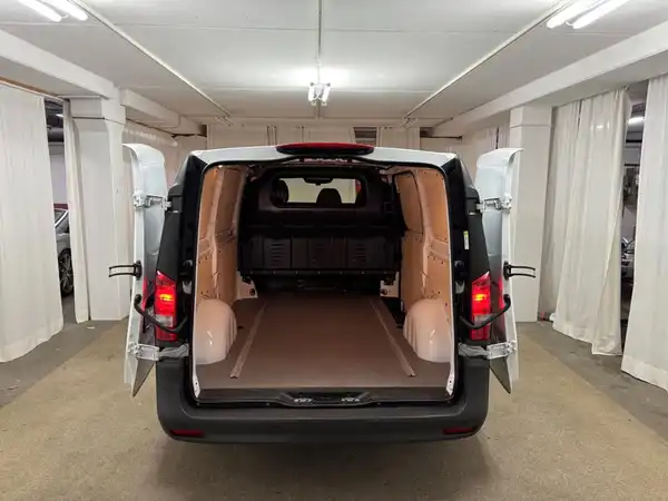 MERCEDES-BENZ V-KLASSE (17/19)