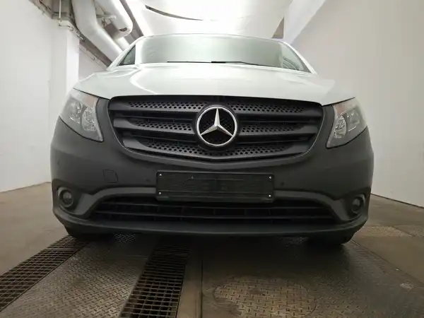 MERCEDES-BENZ V-KLASSE (2/16)