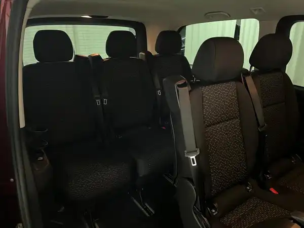 MERCEDES-BENZ V-KLASSE (16/20)