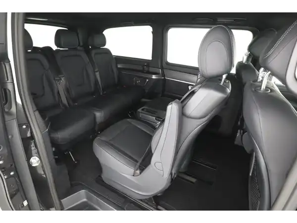 MERCEDES-BENZ V 220 (8/10)