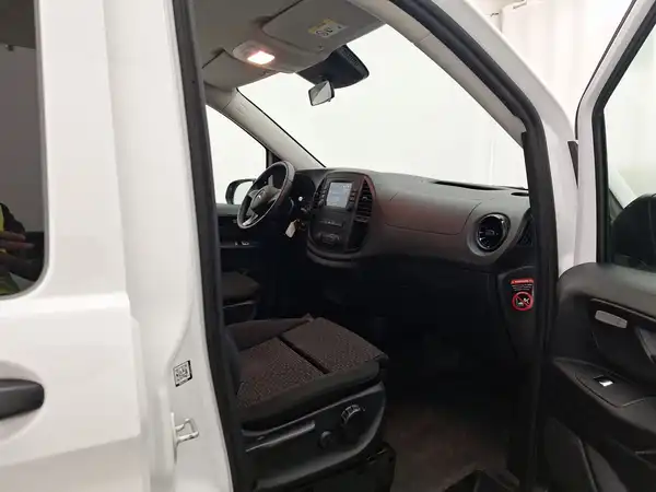 MERCEDES-BENZ VITO (9/15)