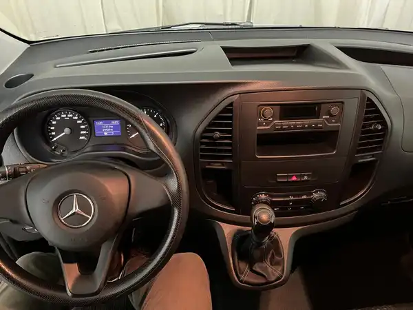 MERCEDES-BENZ VITO 114 (9/19)