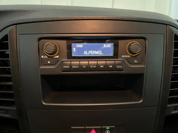 MERCEDES-BENZ VITO 114 (10/19)