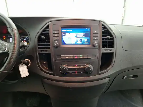 MERCEDES-BENZ VITO (8/15)