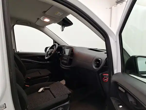 MERCEDES-BENZ VITO (9/15)