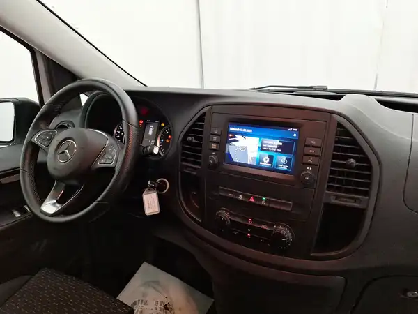 MERCEDES-BENZ VITO (10/15)