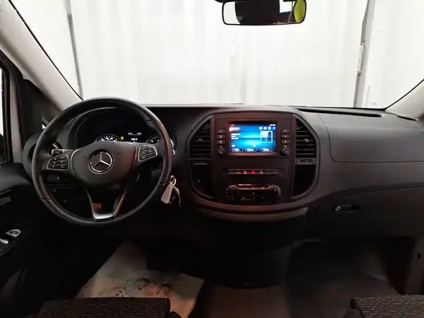 MERCEDES-BENZ VITO (11/15)