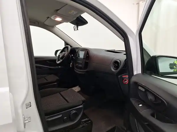 MERCEDES-BENZ VITO (9/15)