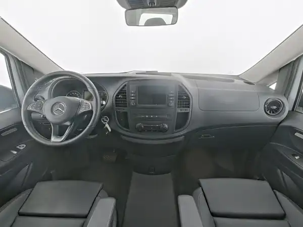 MERCEDES-BENZ VITO (13/19)