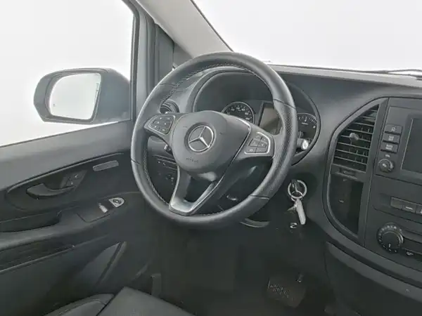 MERCEDES-BENZ VITO (15/19)