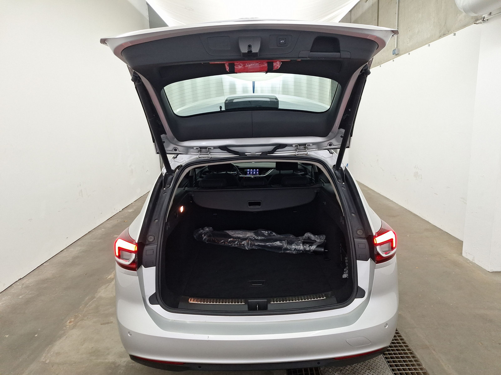 OPEL INSIGNIA (16/16)