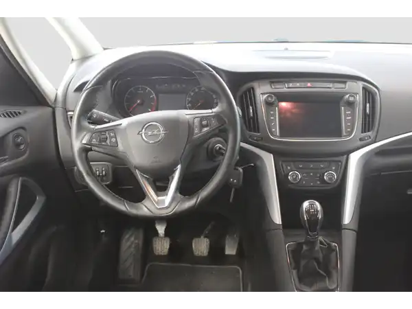 OPEL ZAFIRA (8/9)