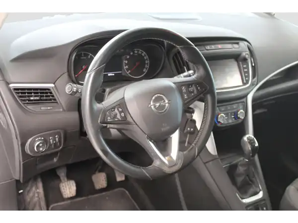 OPEL ZAFIRA (9/9)