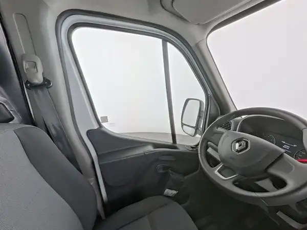 RENAULT MASTER (14/18)