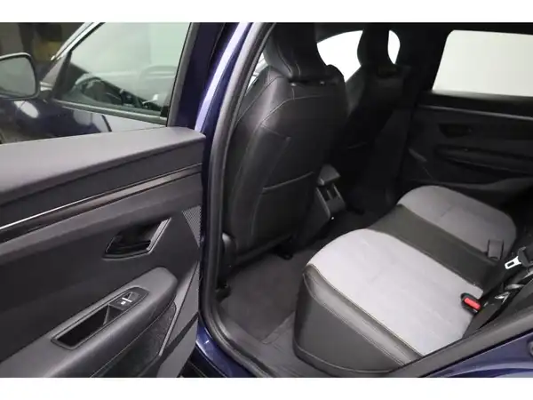 RENAULT MEGANE (11/26)