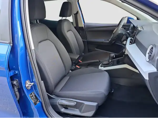 SEAT ARONA (14/16)