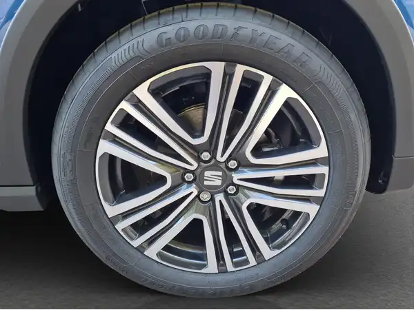 SEAT ARONA (16/16)