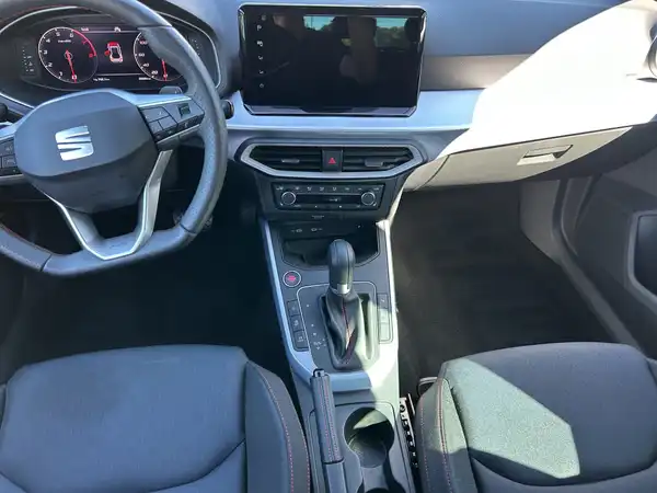 SEAT ARONA (12/16)