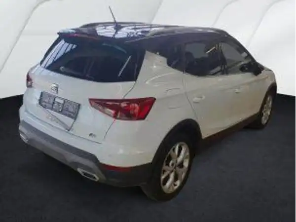 SEAT ARONA (3/7)