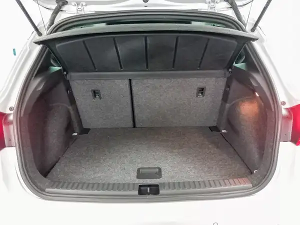 SEAT ARONA (11/17)