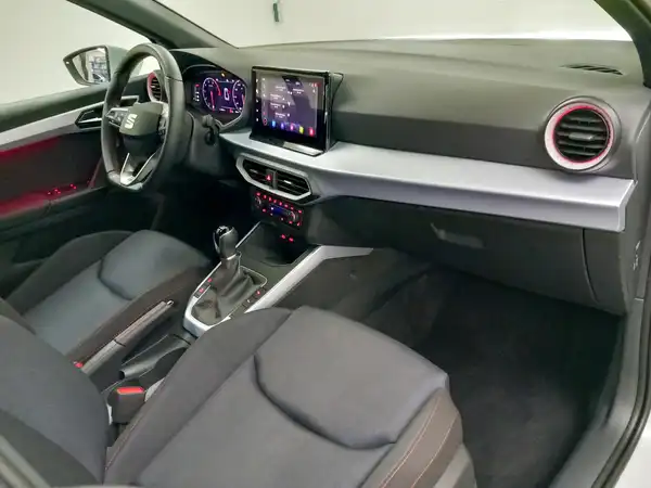 SEAT ARONA (14/17)