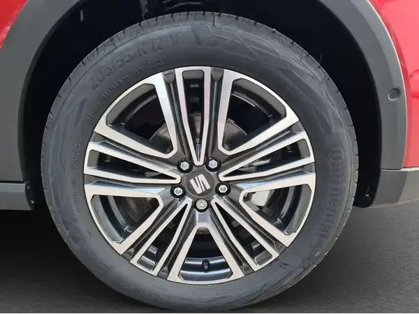 SEAT ARONA (16/16)