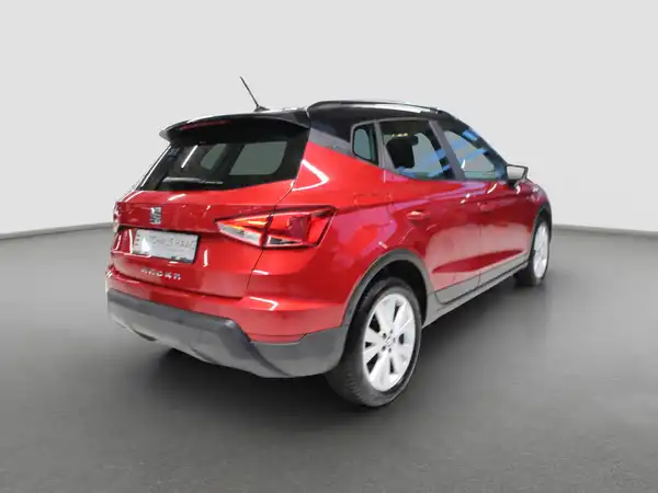 SEAT ARONA (5/10)