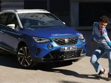 Seat Arona Road Edition  (1/4)