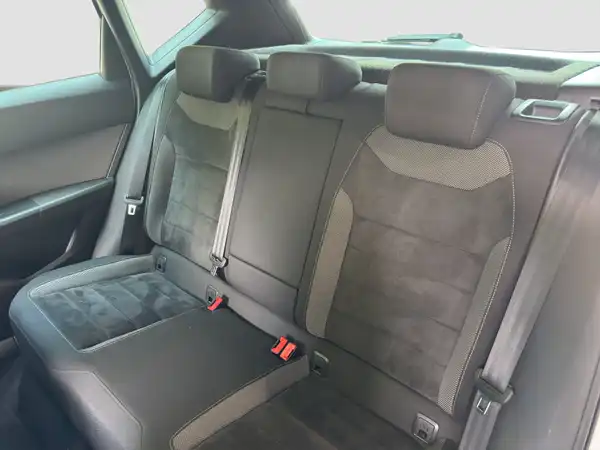 SEAT ATECA (9/16)