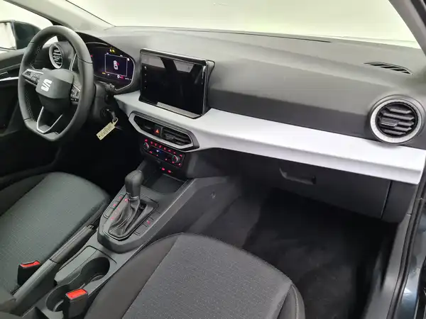 SEAT IBIZA (17/17)