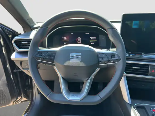 SEAT LEON (10/16)