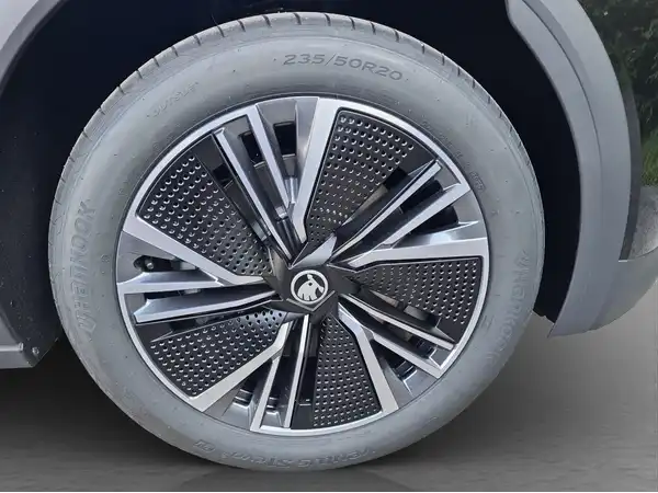 ŠKODA ELROQ (16/16)