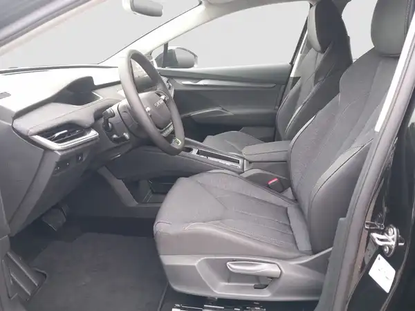 ŠKODA ELROQ (7/15)